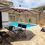 Casa Espetacular Com Piscina Para Grupos - Glamour E Lazer