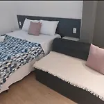 Belo Apartamento Turiassu