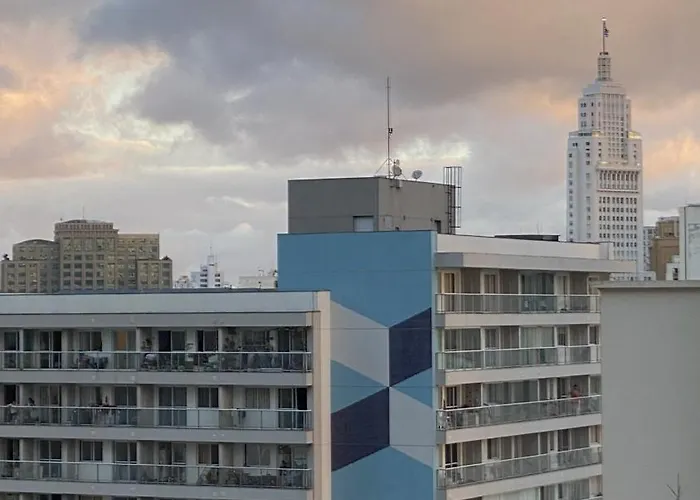 Flat De Luxo Centro Sp Com Piscina,Academia,Lavanderia,Garagem E Seguranca 24H