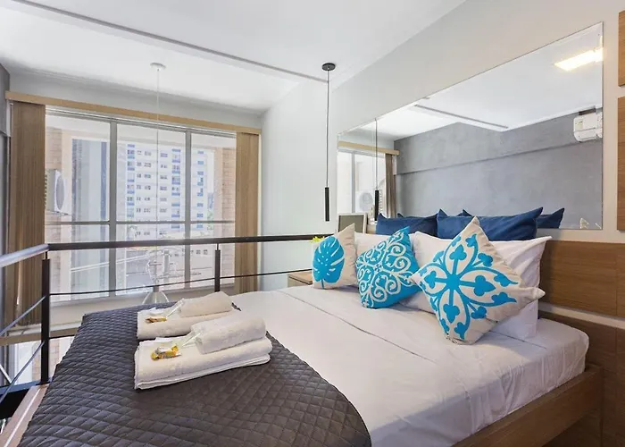 Easy Star - Lindo Duplex de Alto Padrão Próximo a Berrini - AA01H