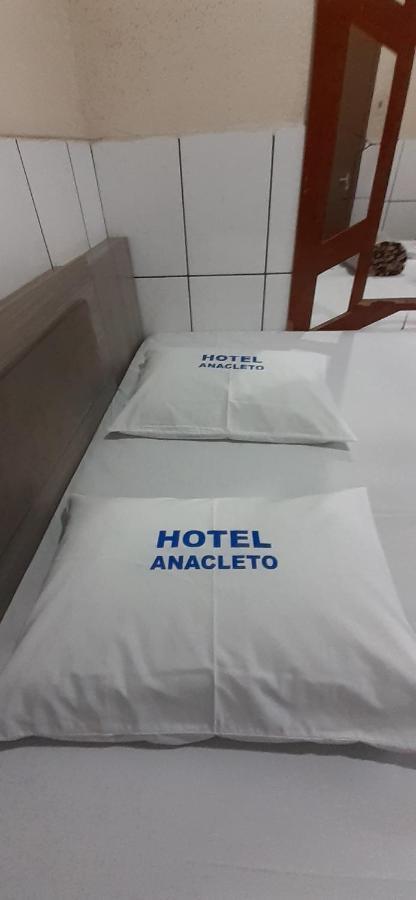 Anacleto *