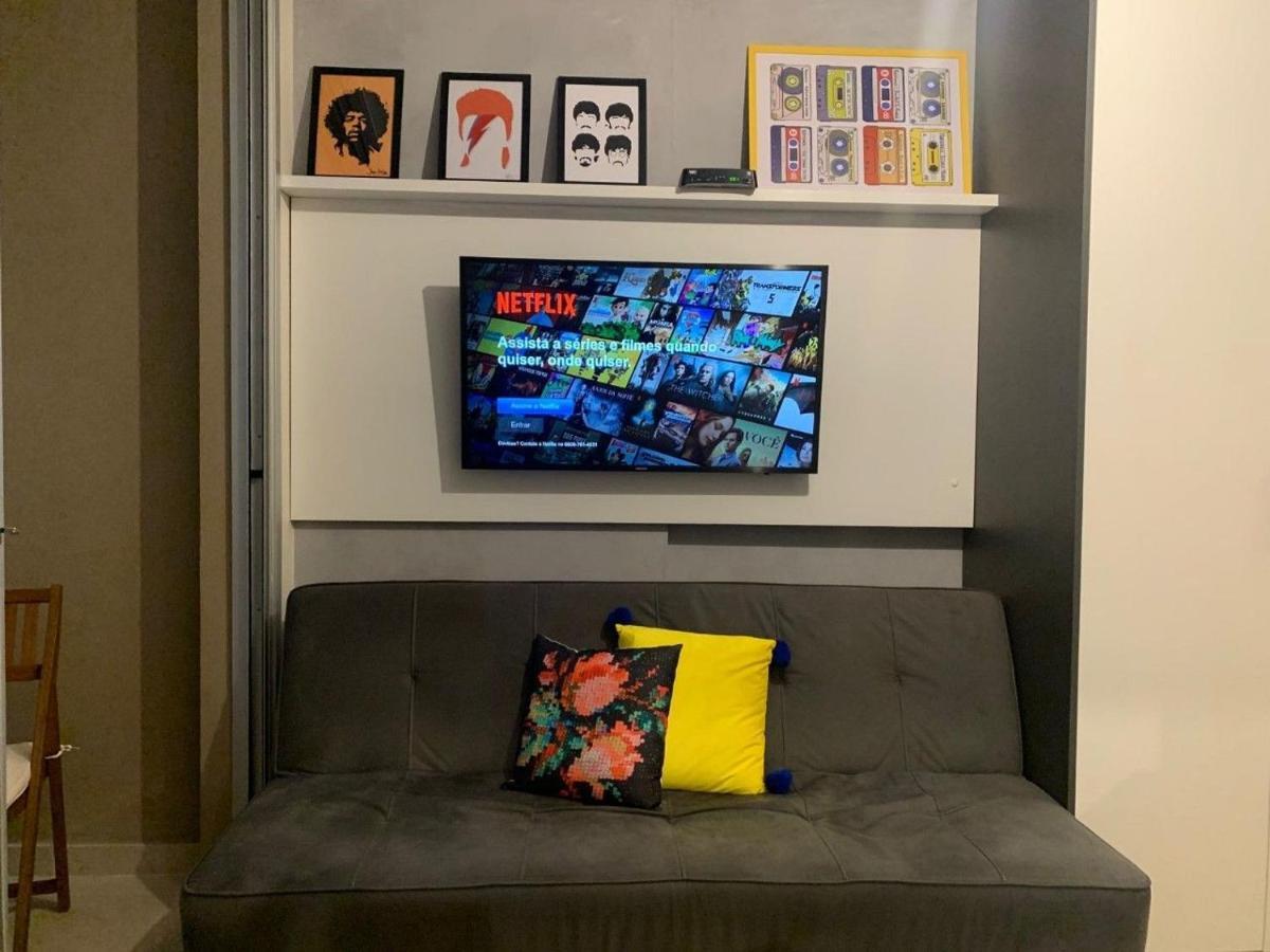 Apartamento Lindo Studio Com Estacionamento E Internet ! São Paulo