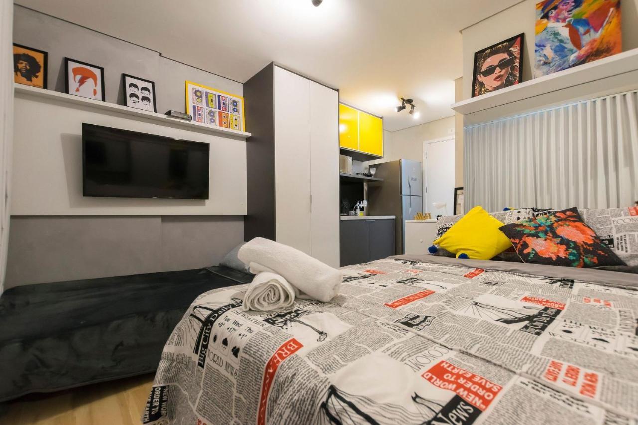 Apartamento Lindo Studio Com Estacionamento E Internet ! São Paulo