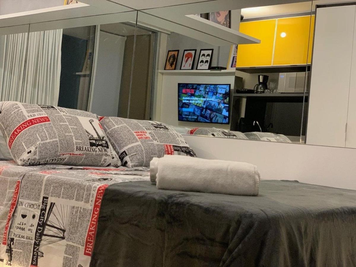 Apartamento Lindo Studio Com Estacionamento E Internet ! São Paulo