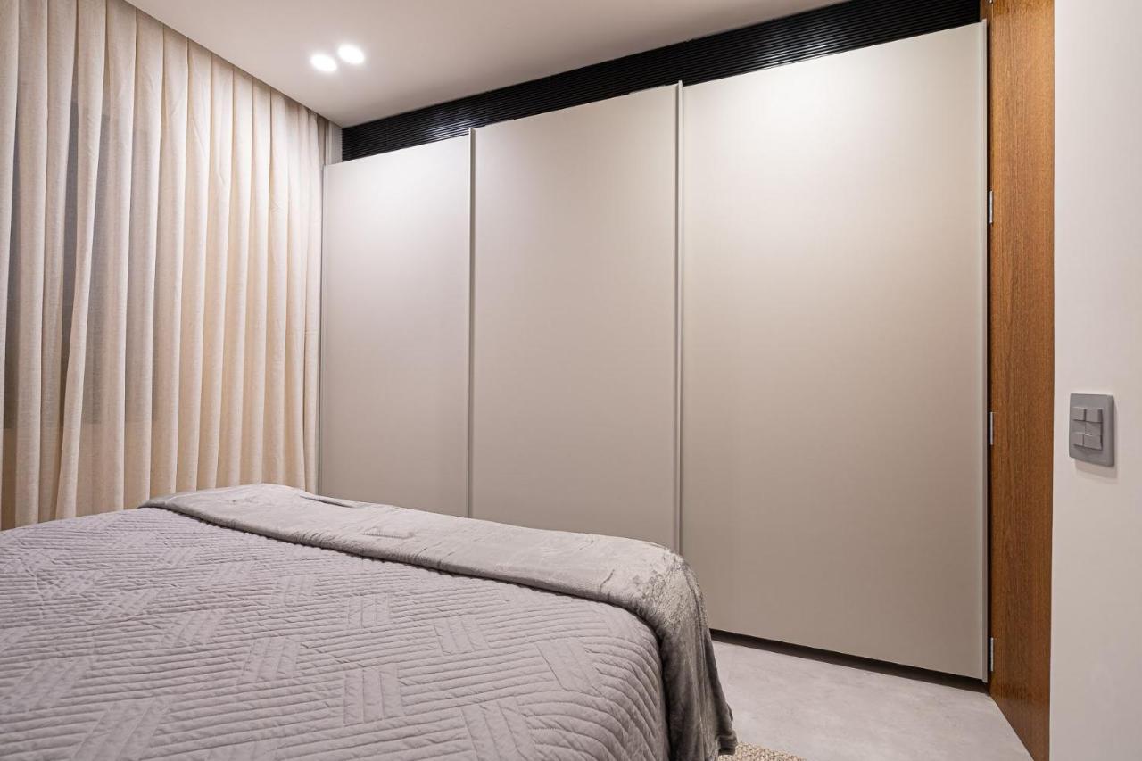 Excelente Flat No Itaim Ii * Sao Paulo