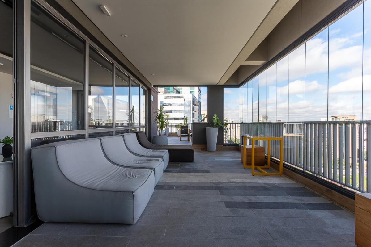 Confortável: Modern Oasis In São Paulo's Cultural Hub Apartment