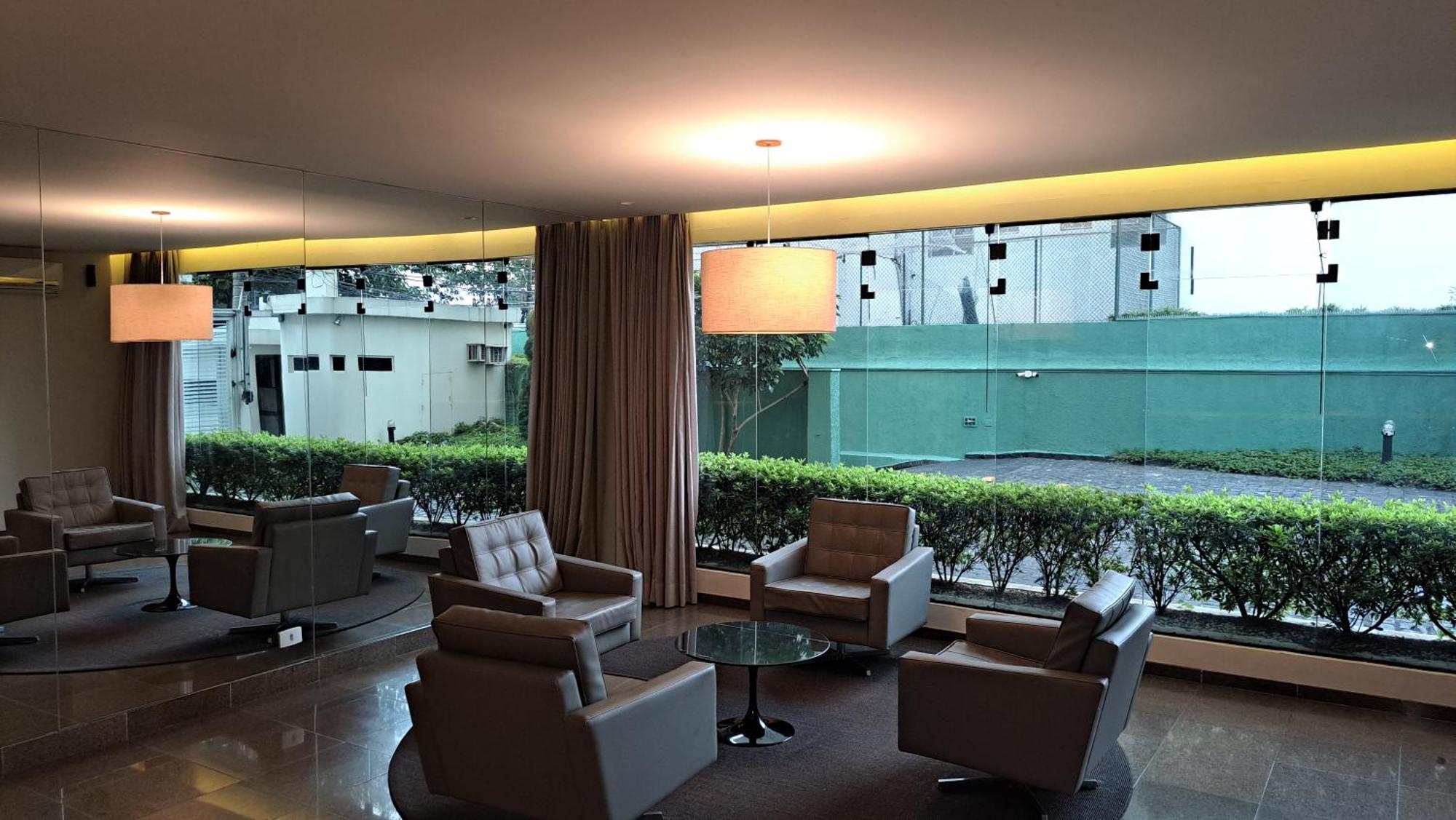 Flat Confortavel - Academia - Piscina - Garagem - Localizacao Do Itaim Bibi Apartamento
