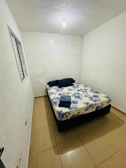 Apartamento Espacoso, Mobiliado 02 Zn Ap 03 Apartamento