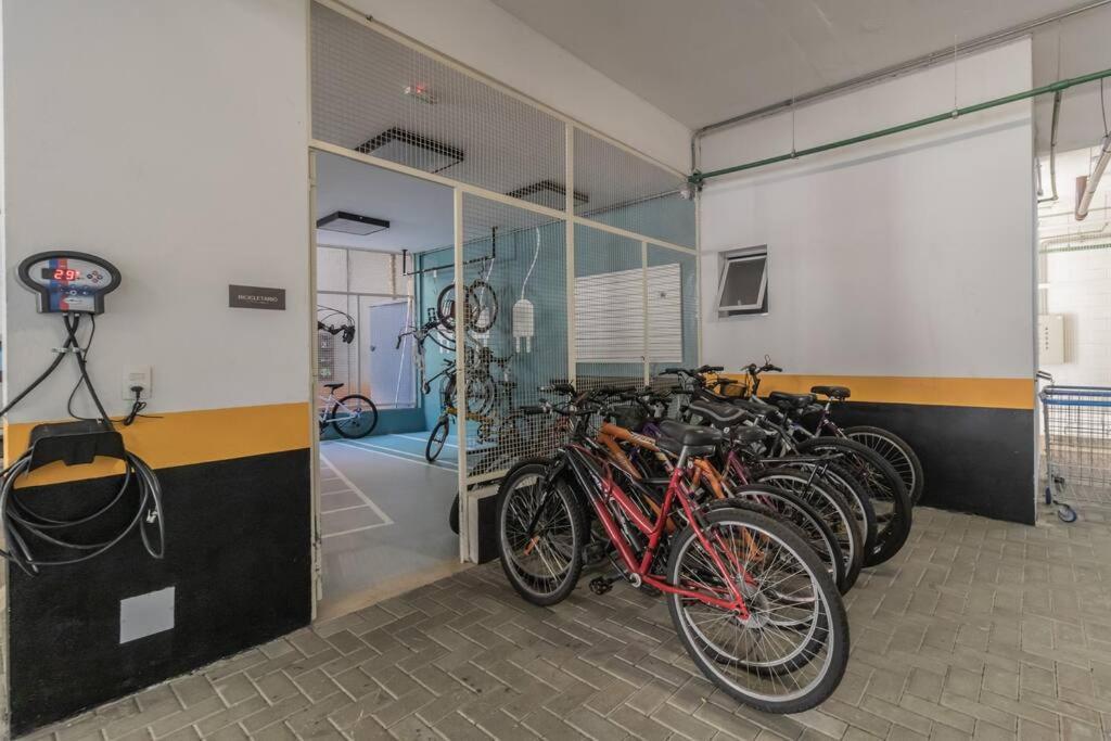 Flat Surpreendente 4 Pessoas Em Moderno 02 Climatizados * Sao Paulo