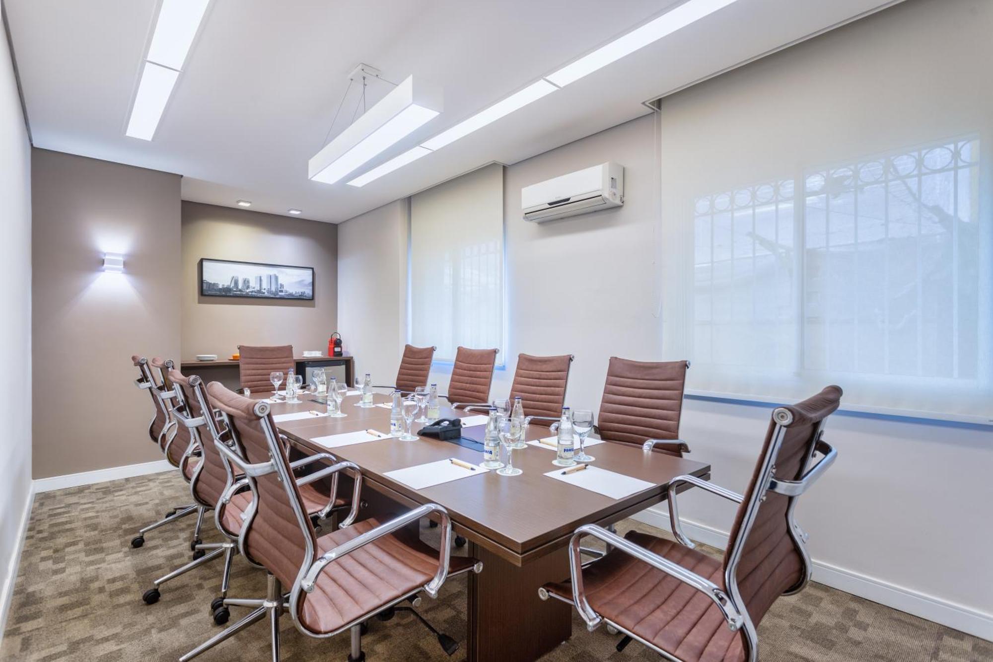 Hotel Mercure Jk 4*