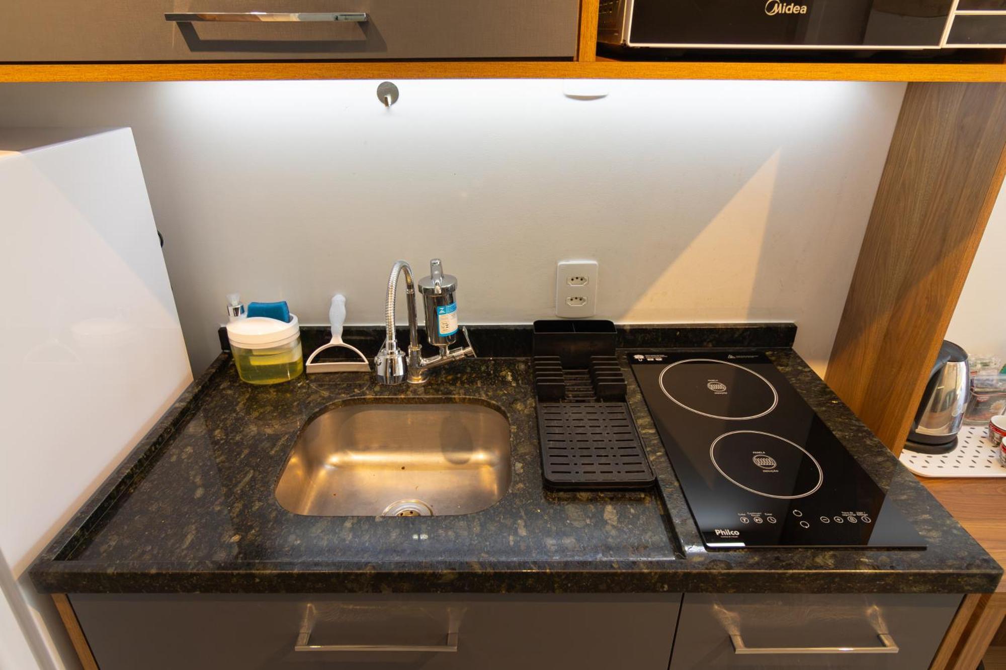 Flat Com Separado E Varanda A 200m Do Metro Madalena Apartment *