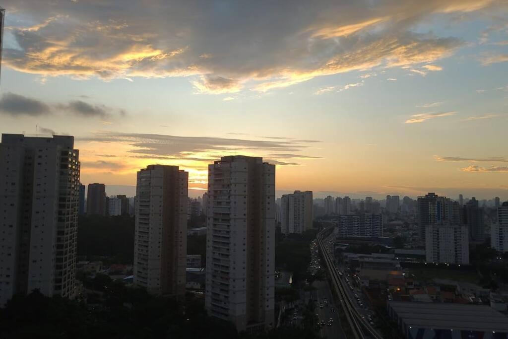 Apto Ao Lado Do Metro De Sp * São Paulo