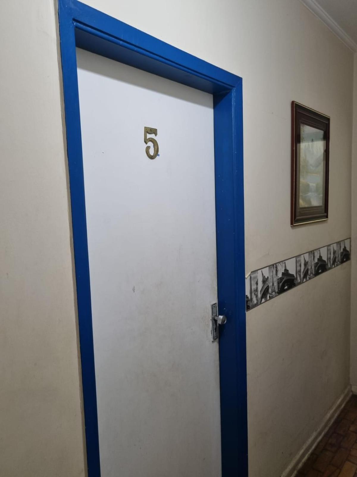Dumah Hostel *