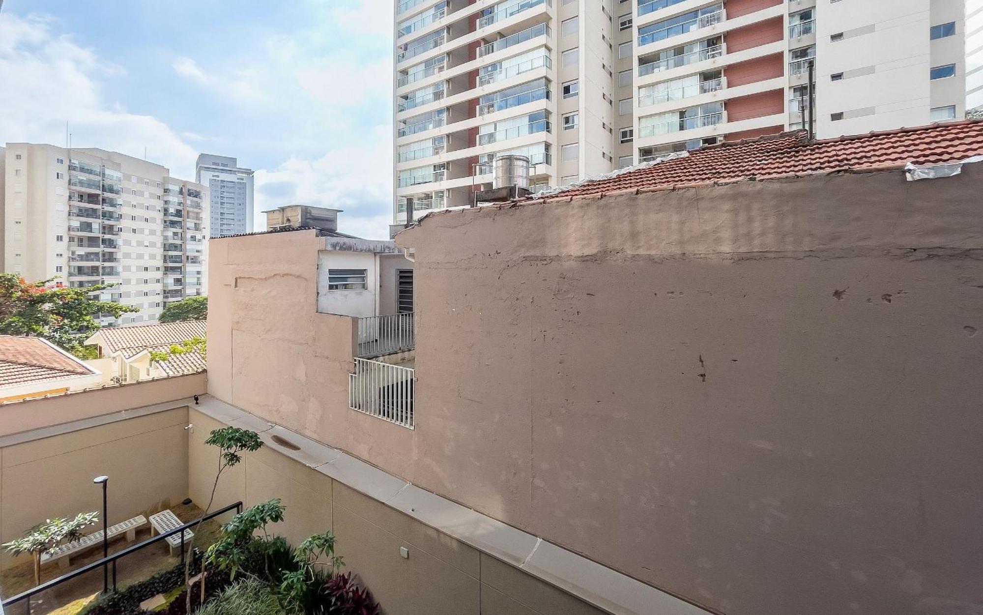 Completos Ao Lado Do Metro, Madalena * São Paulo