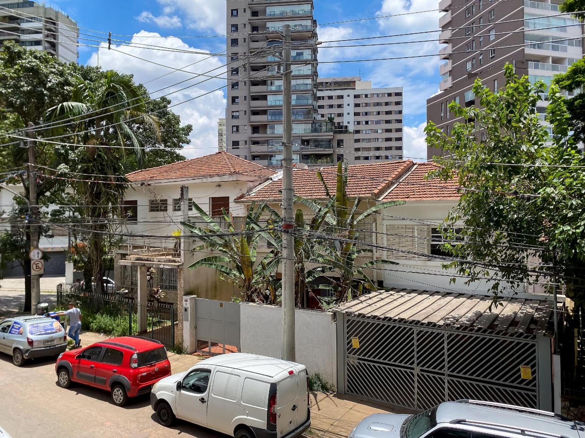 Completos Ao Lado Do Metro, Madalena Casa de férias *