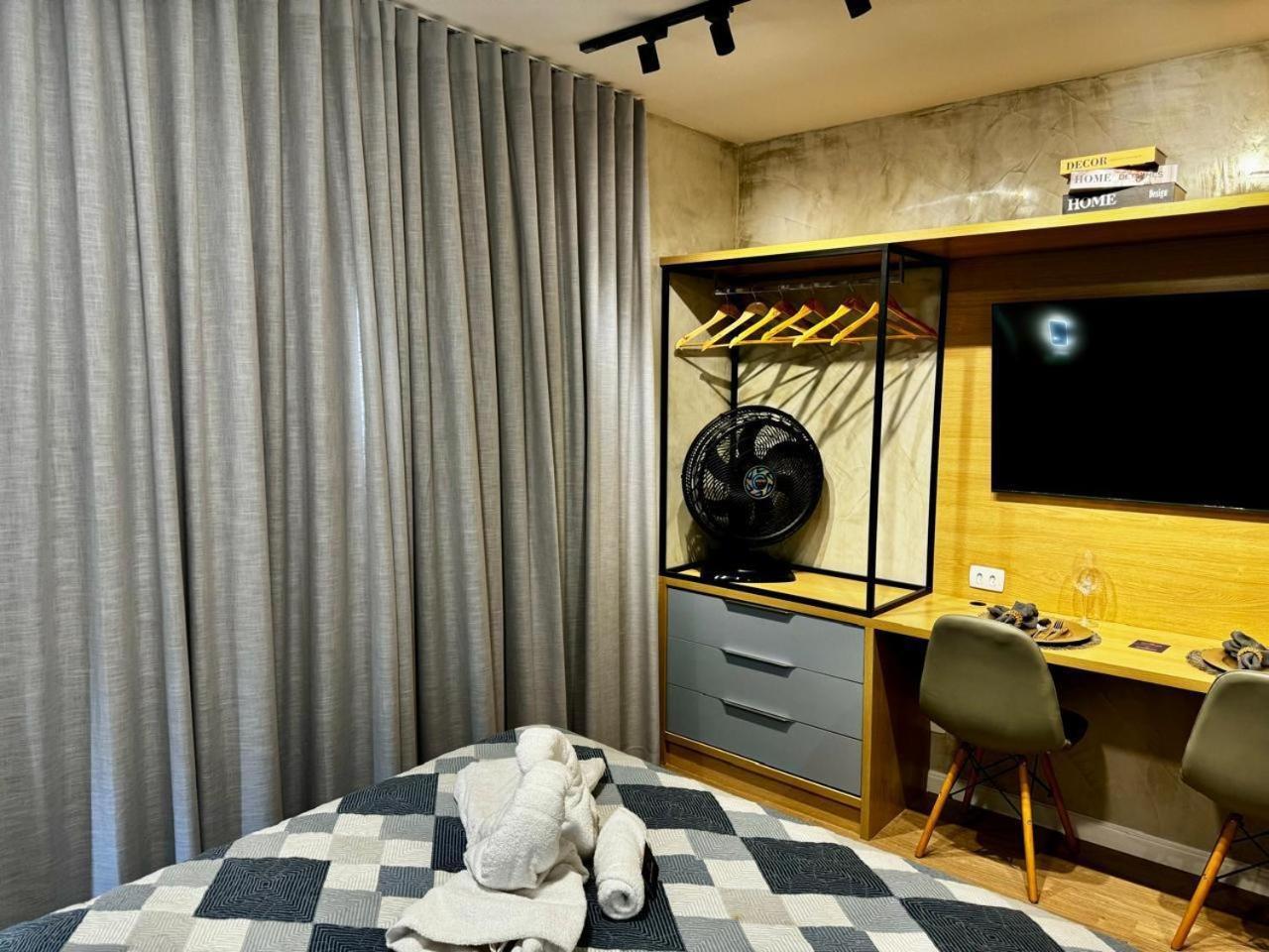 Charmoso No Bras Com Piscina - Metro Bras Apartamento