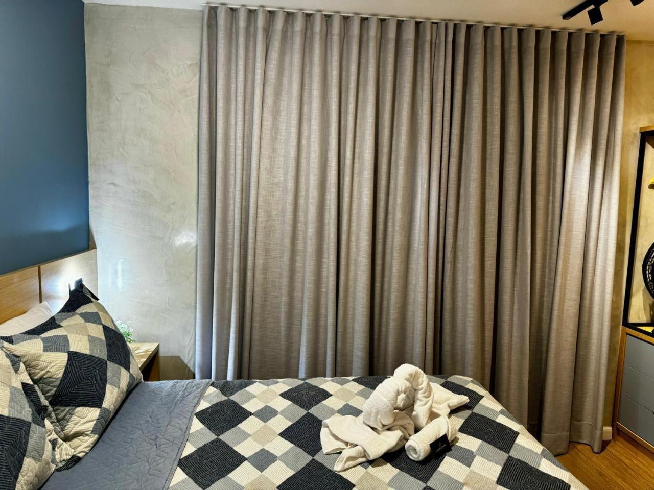 Charmoso No Bras Com Piscina - Metro Bras Apartamento