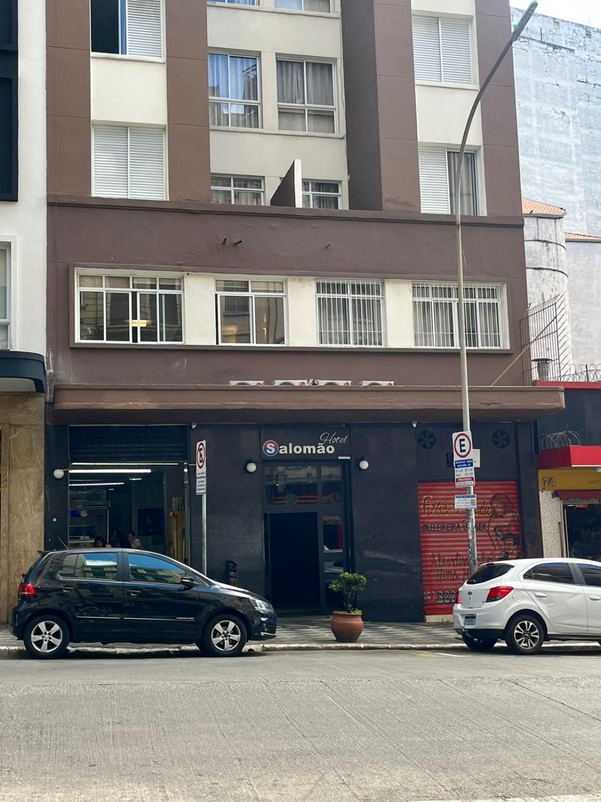 Hotel Salomao: Near 25 De Marco & Sampa Sky Sao Paulo