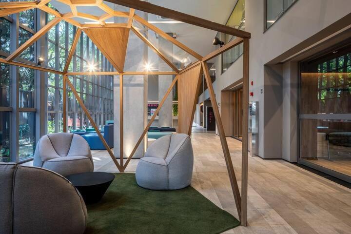 Apartamento Novo Ao Lado Da Av Paulista Com 2 Camas Solteiro Ou 1 Cama Casal *