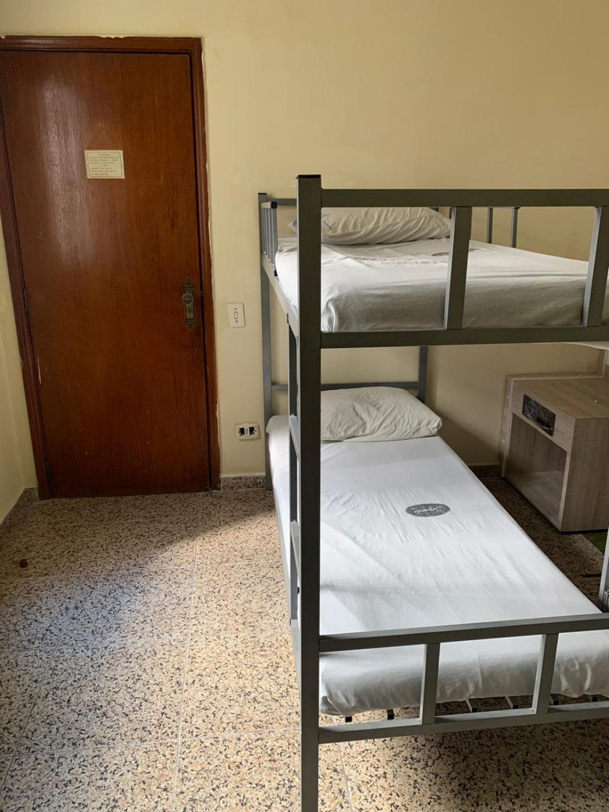 Hotel cápsula Daniel Elohim *