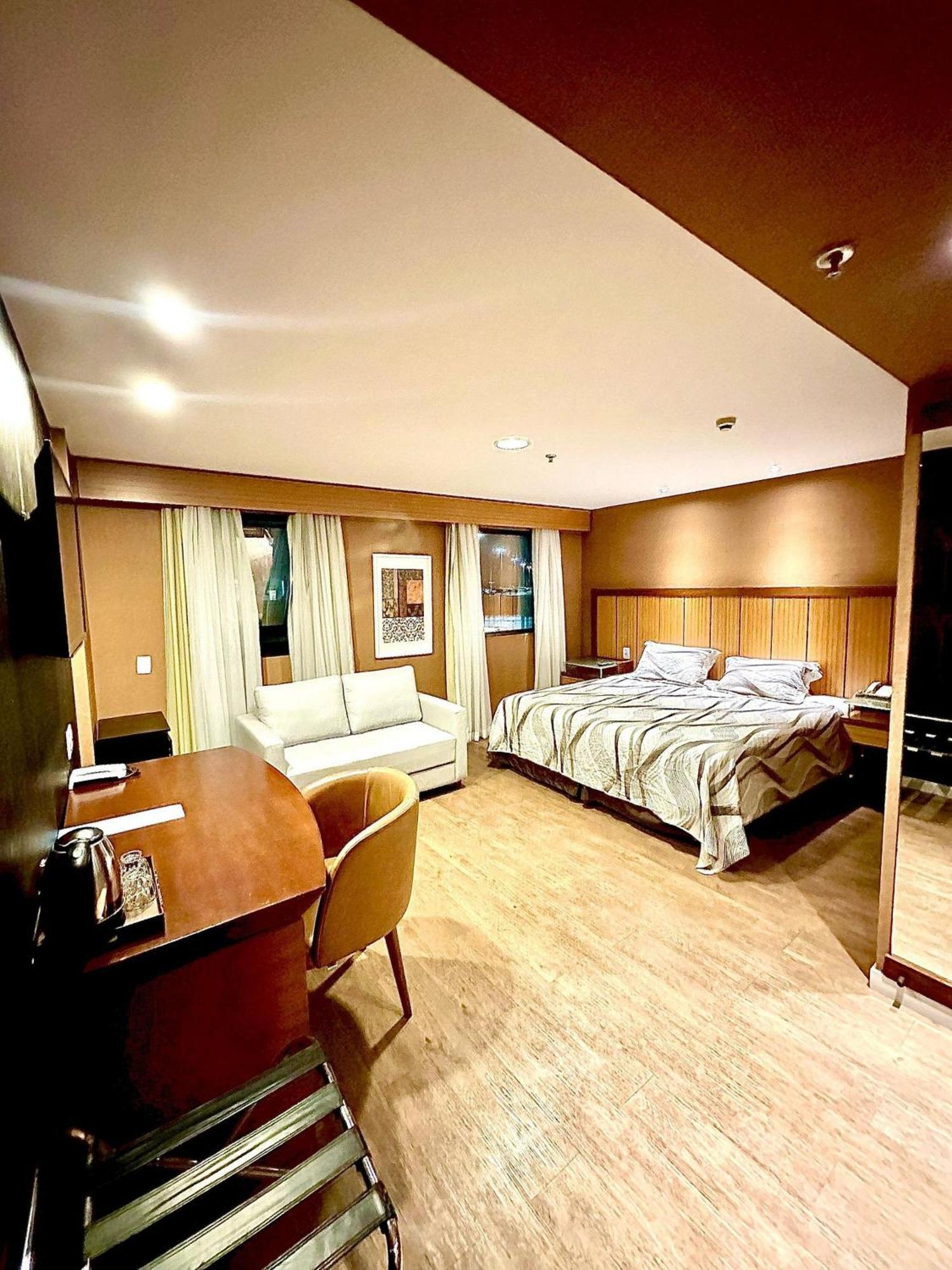 Flat 805 - Avenida Ibirapuera, Moema -