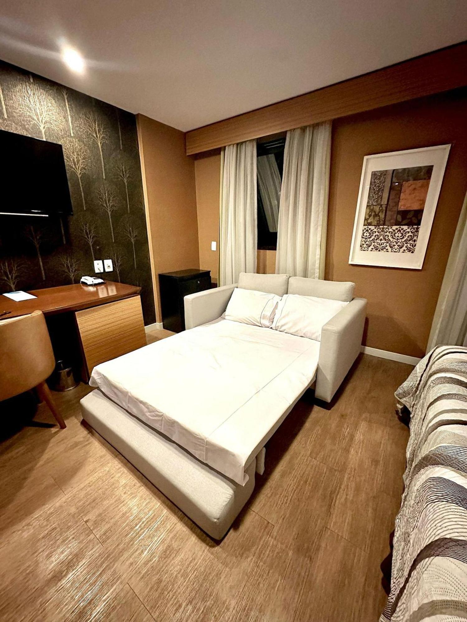 Flat 805 - Avenida Ibirapuera, Moema - Hotel 4*