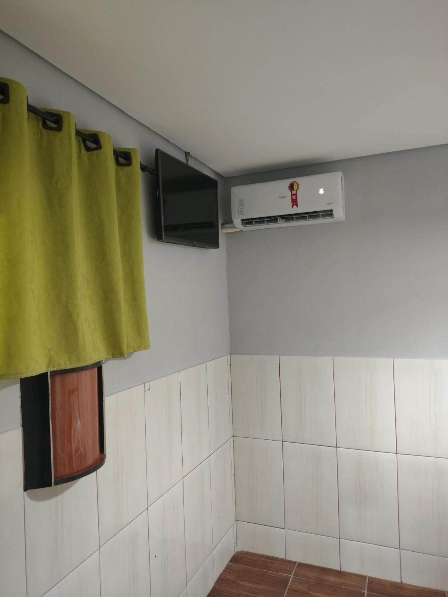 Anoitecer - Rodoviaria Tiete, Anhembi, Expo Center Capsule hotel