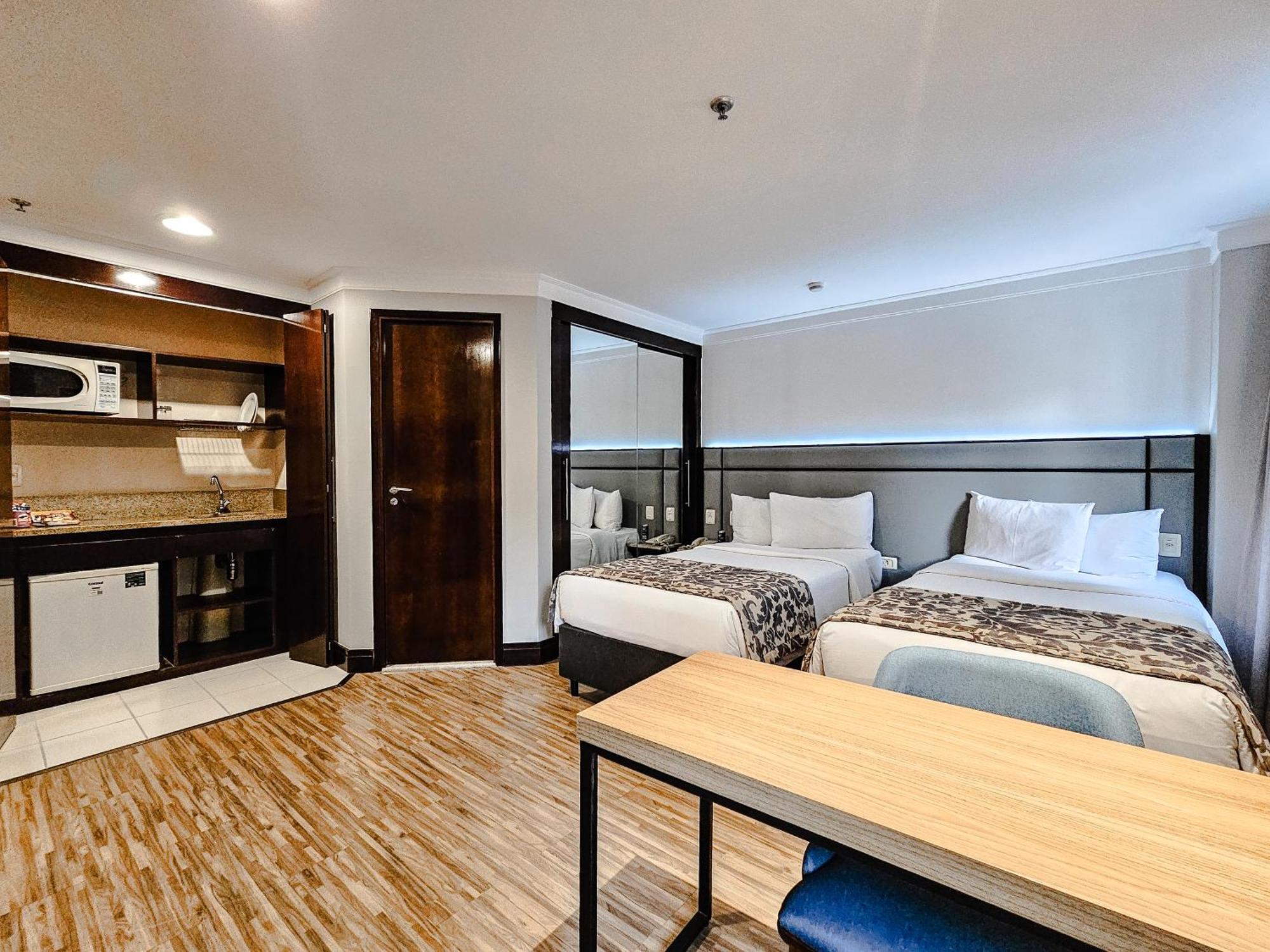 Hotel Transamerica Prime International Plaza 4*