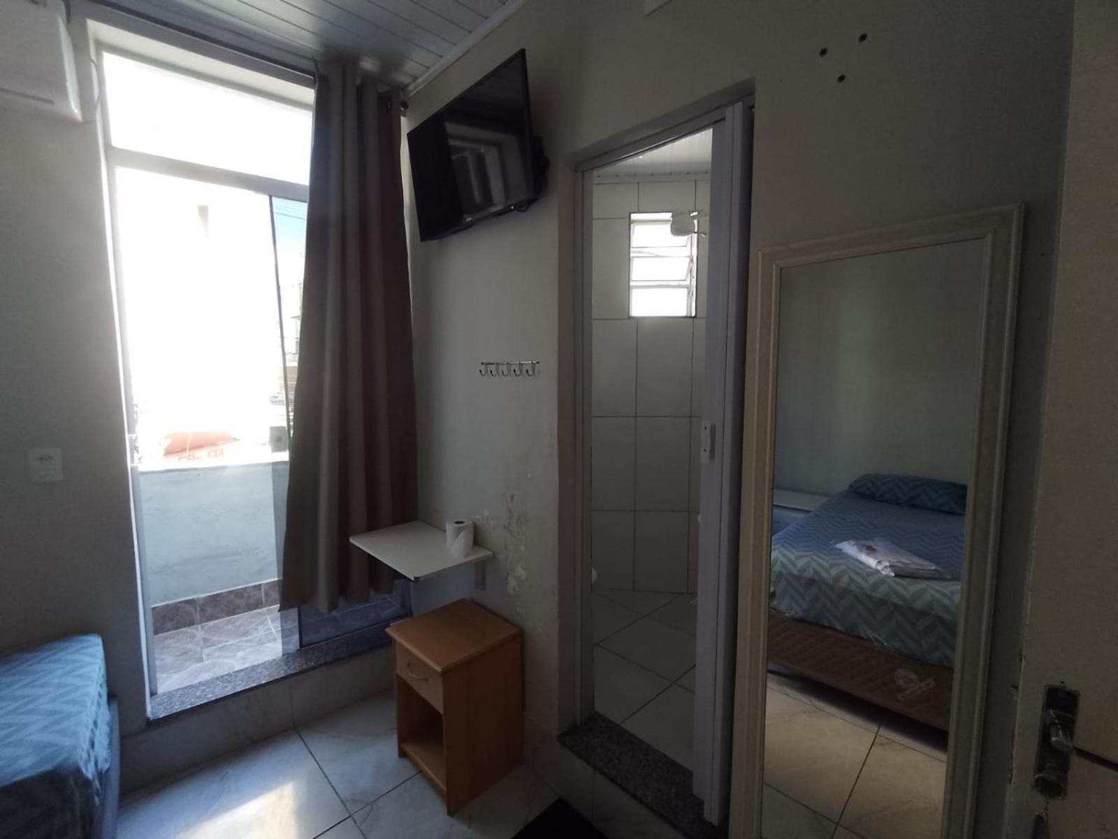 Anacleto Hotel *