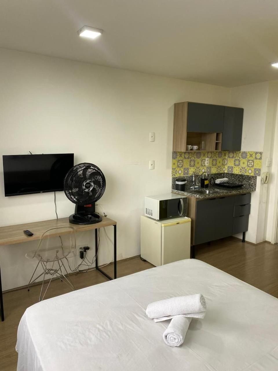 Calmo No Bras Com Piscina/metro Bras Apartamento