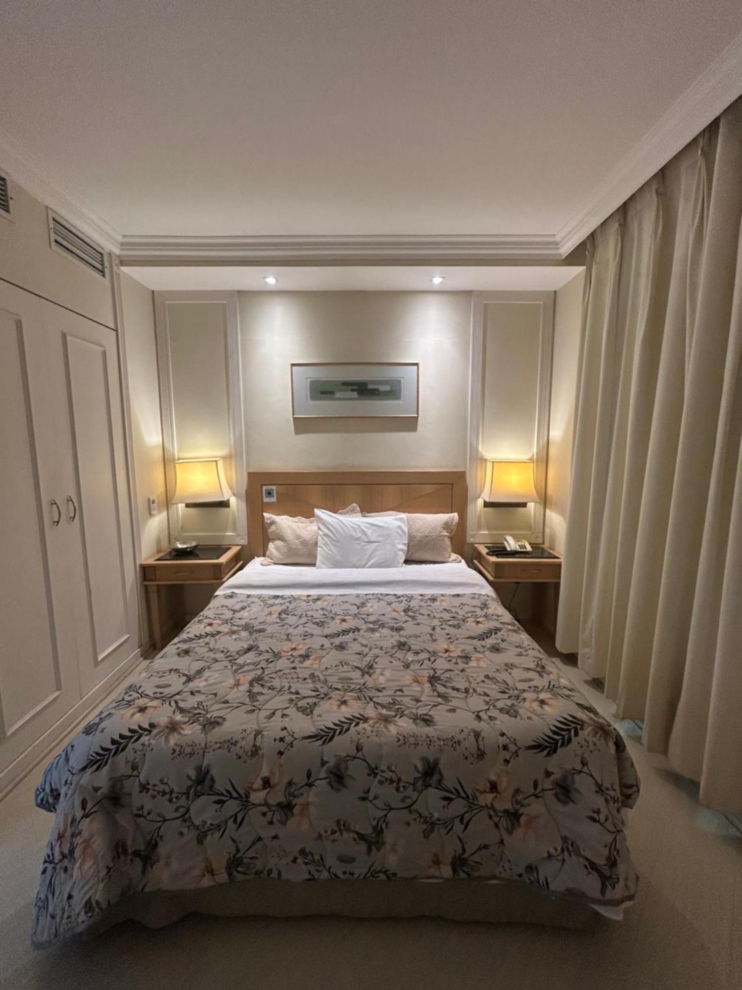 Hotel Jardins Univer Pamplona Com Garagem 2410 Apartment