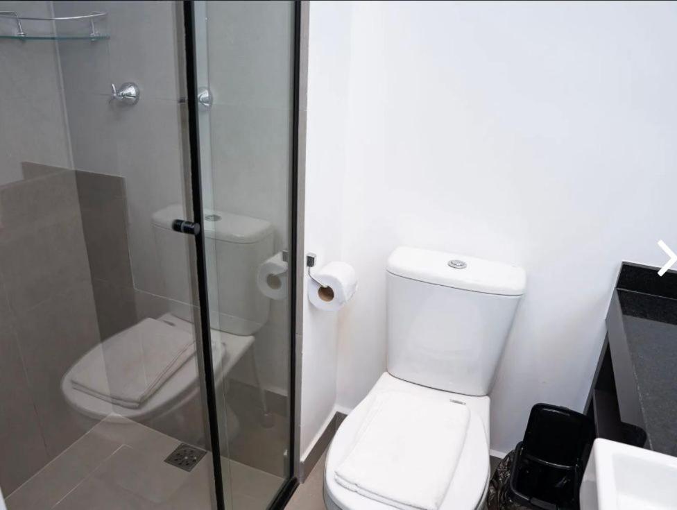 In- Augusta Confortavel E Sofisticado Ao Lado Da Oscar Freire Apartment *