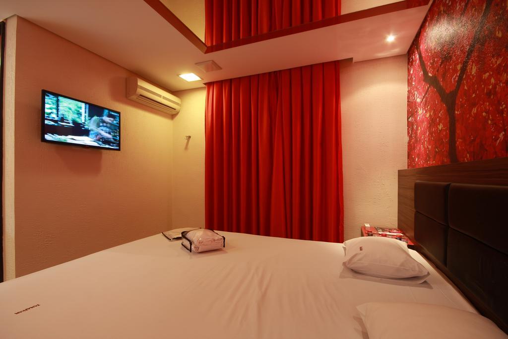 Absolut (adults Only) Hotel do amor