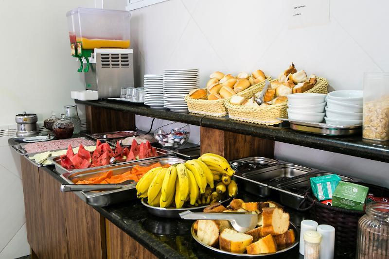 Hotel Cinelandia 3*