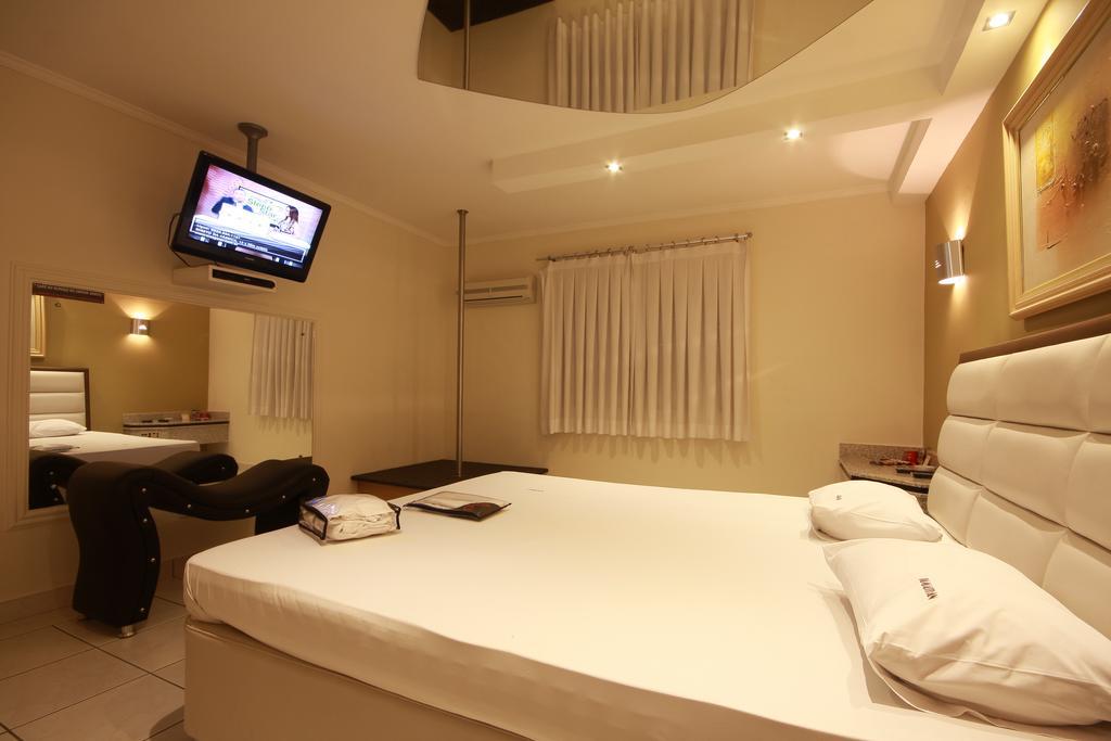 Absolut (adults Only) Hotel do amor 2*