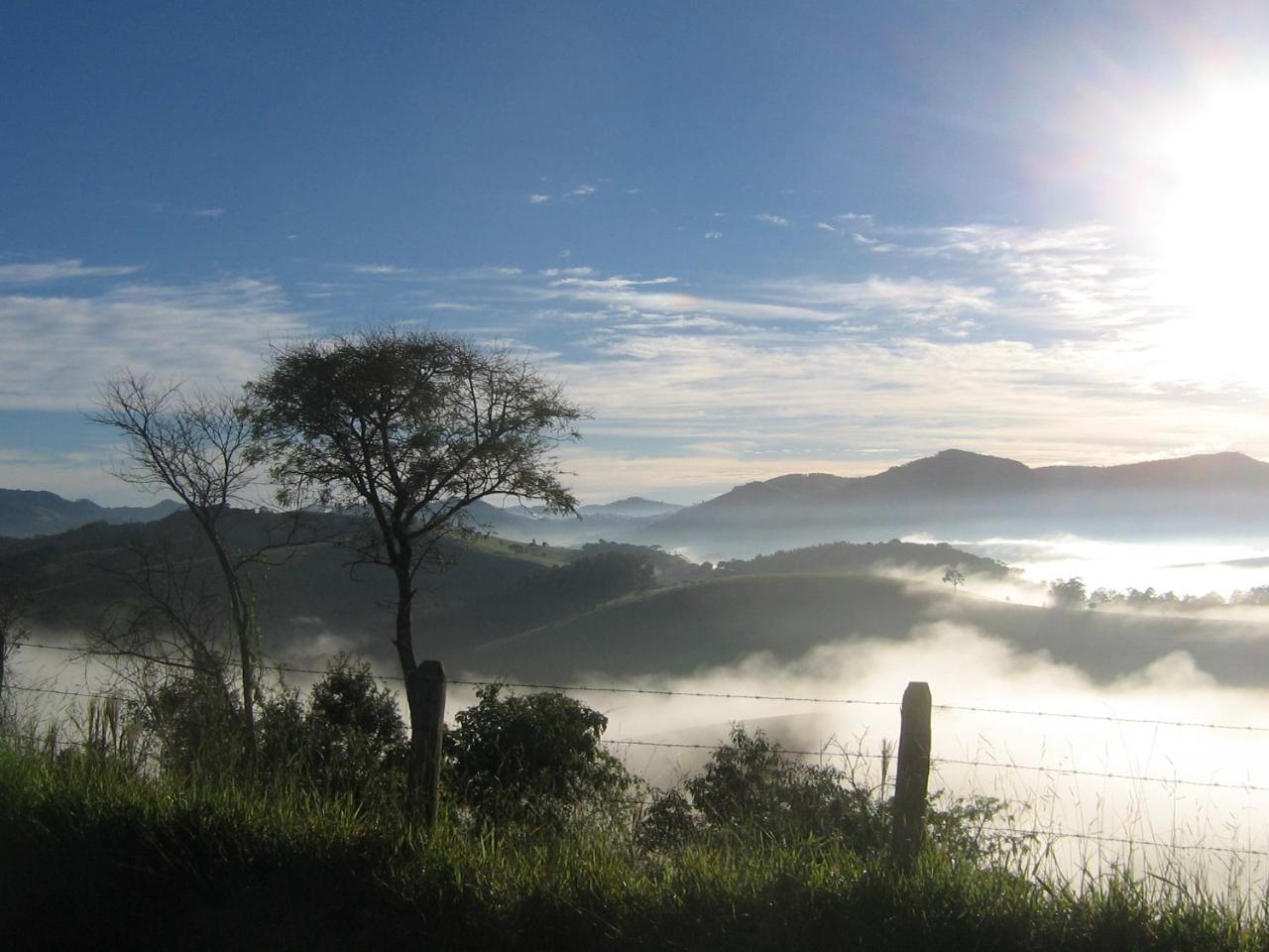 Mineira Sitio Quebello Homestay *