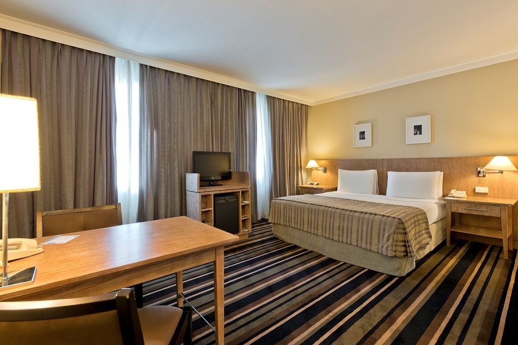 Hotel Tryp Berrini