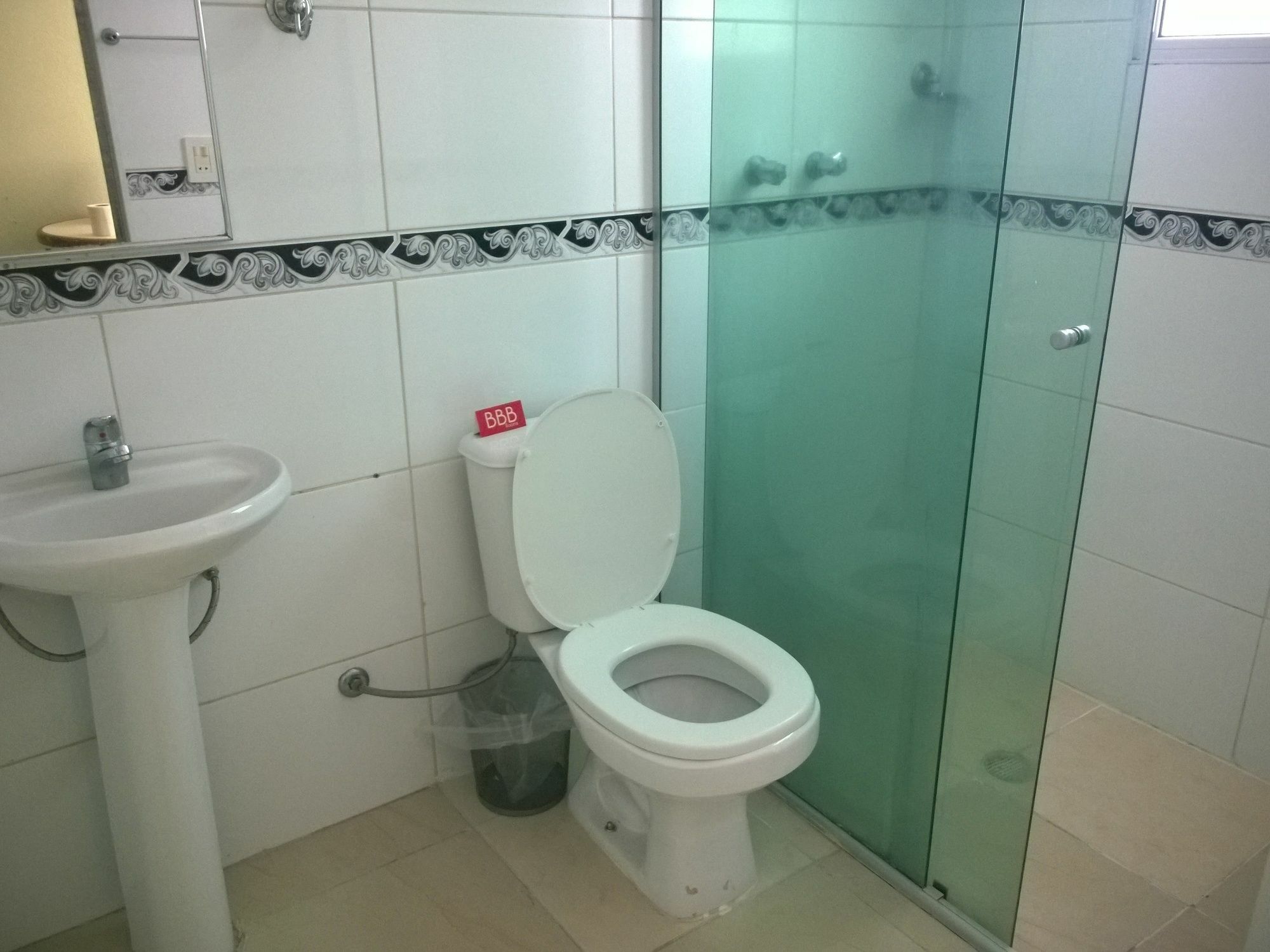 Hotel Bbb Metro Praca Da Arvore Sp