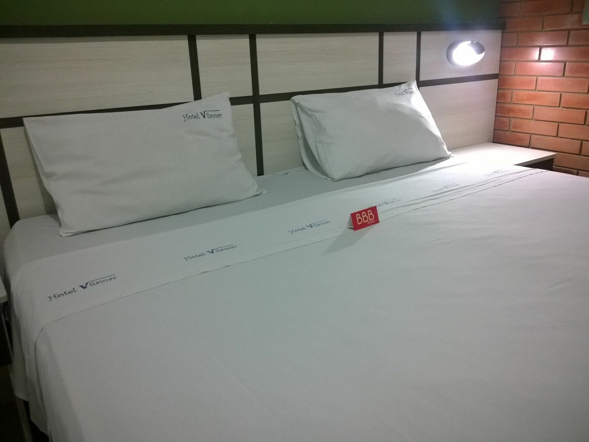Hotel Bbb Metro Praca Da Arvore Sp 2*
