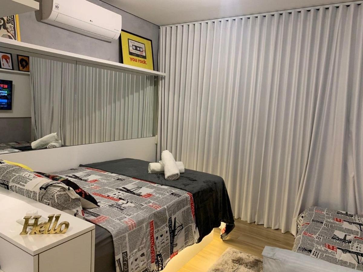 Lindo Studio Com Estacionamento E Internet ! * São Paulo