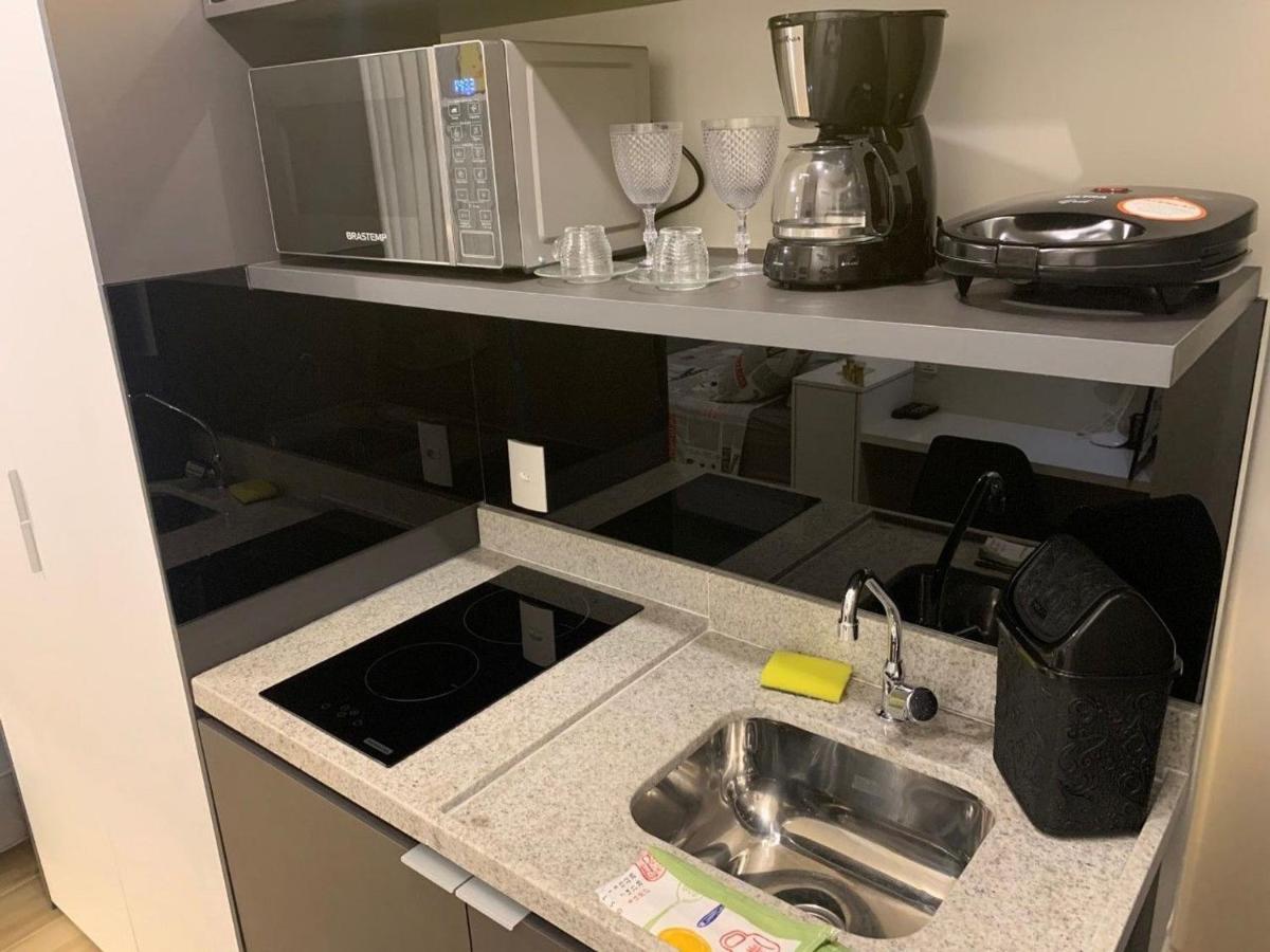 Lindo Studio Com Estacionamento E Internet ! * São Paulo