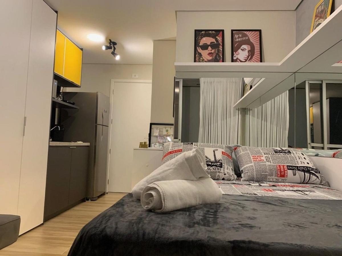 Lindo Studio Com Estacionamento E Internet ! Apartamento *