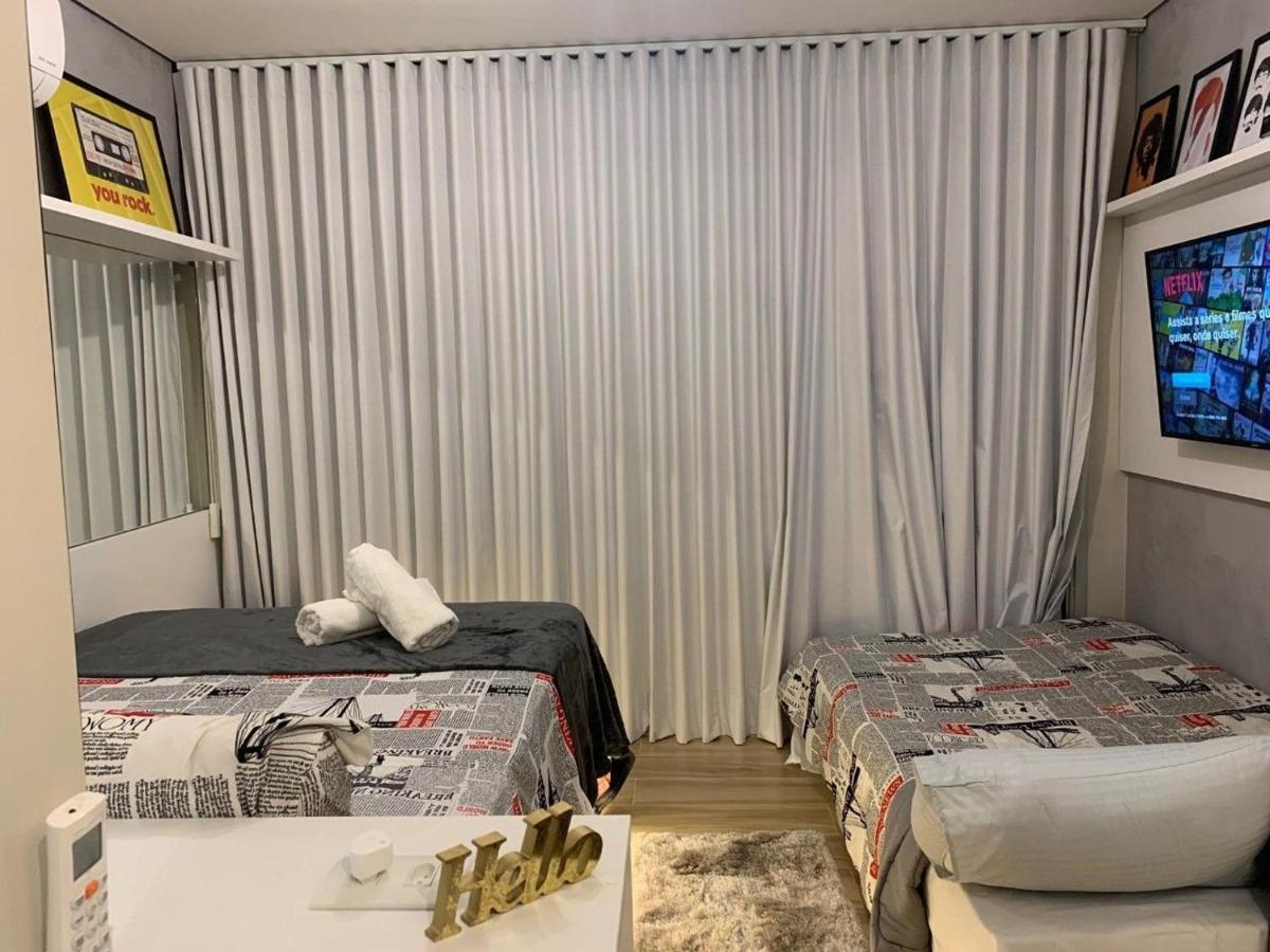 Lindo Studio Com Estacionamento E Internet ! * São Paulo