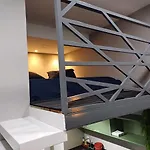 Studio Duplex Metro Brooklin
