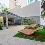 Evergreen Escape - Lindo Ape Na Liberdade