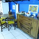 Hospedaria Amarelinho