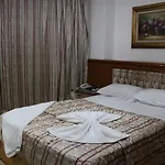 Hotel La Guardia