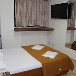 Hotel La Guardia