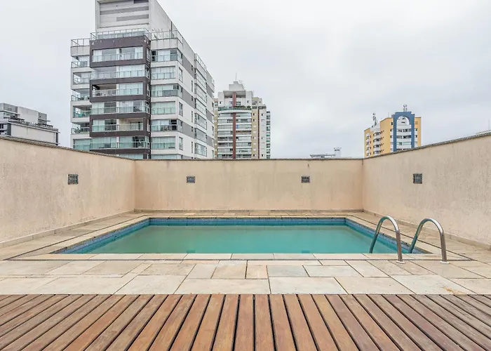 Yuca Parque Na Augusta Com Piscina