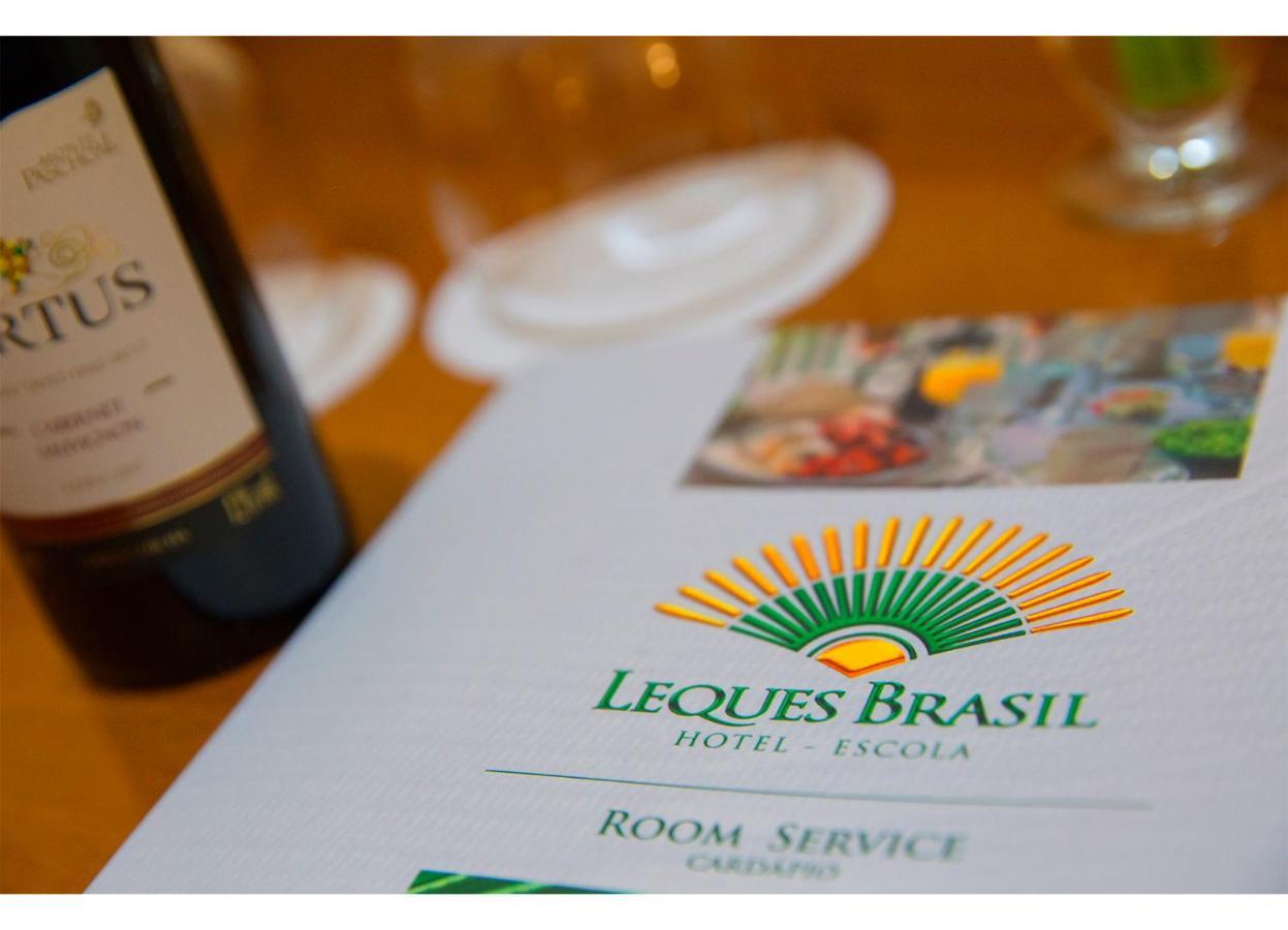 Leques Brasil Escola 3* Sao Paulo